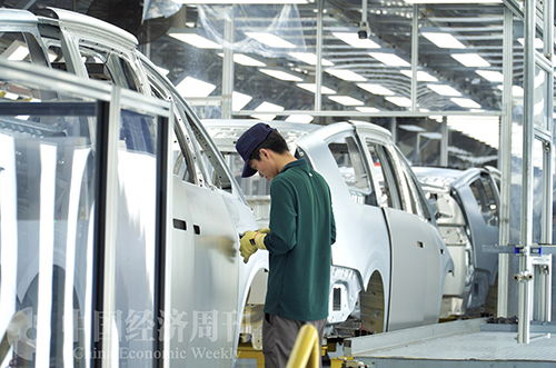 理想汽車“超級大腦” 驅動智能工廠革命，引領小車銷售新未來